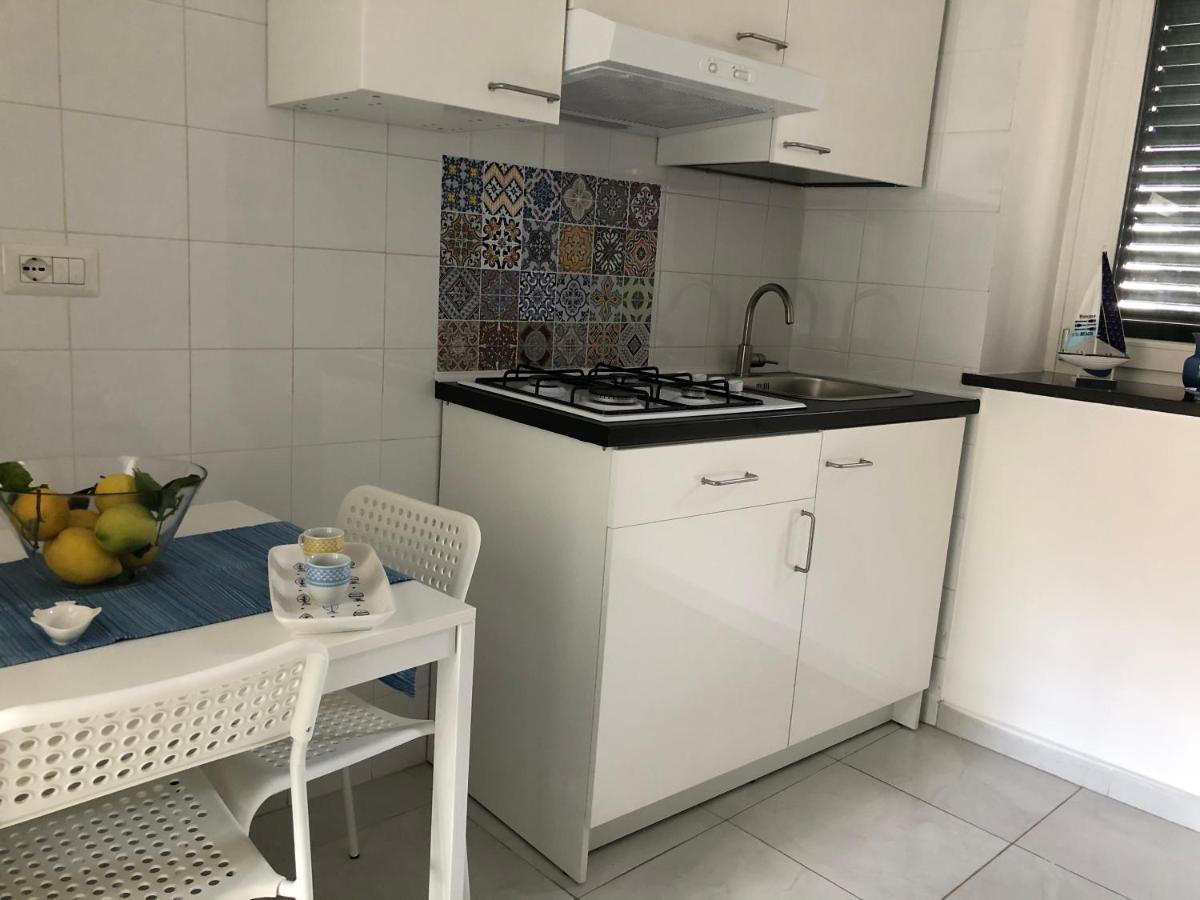Stabia Holiday House Castellammare di Stabia Bagian luar foto