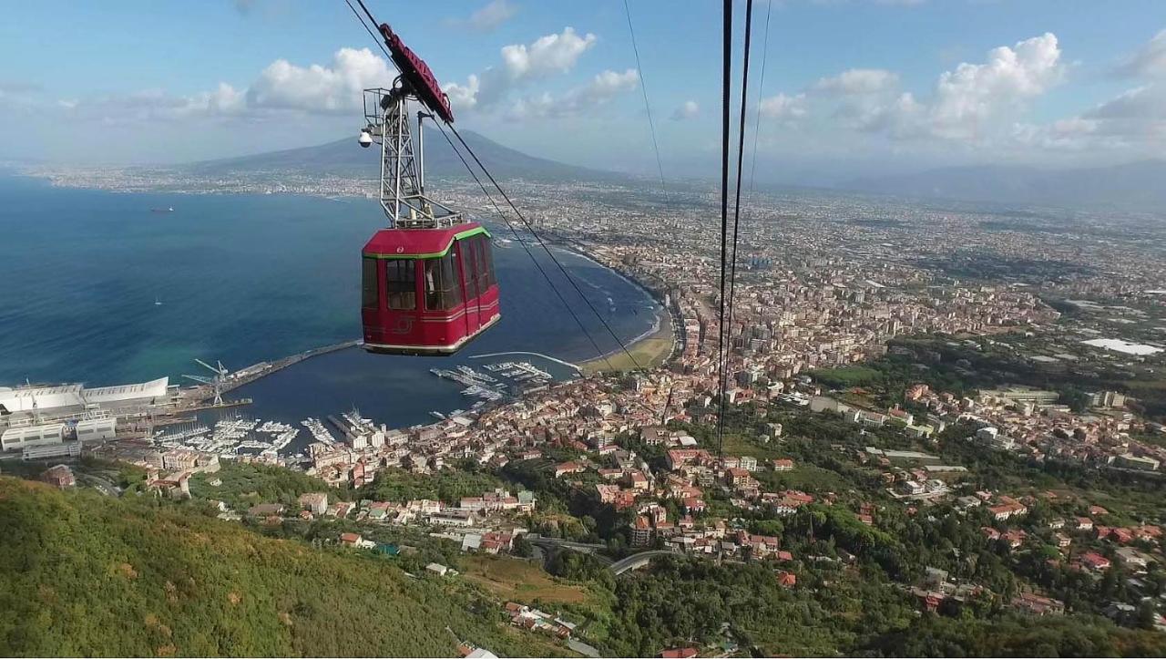 Stabia Holiday House Castellammare di Stabia Bagian luar foto