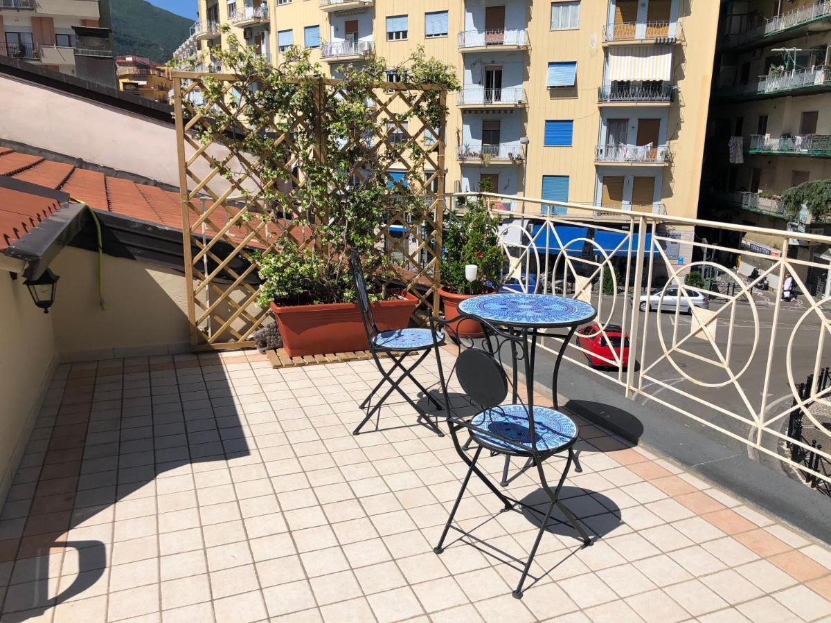 Stabia Holiday House Castellammare di Stabia Bagian luar foto