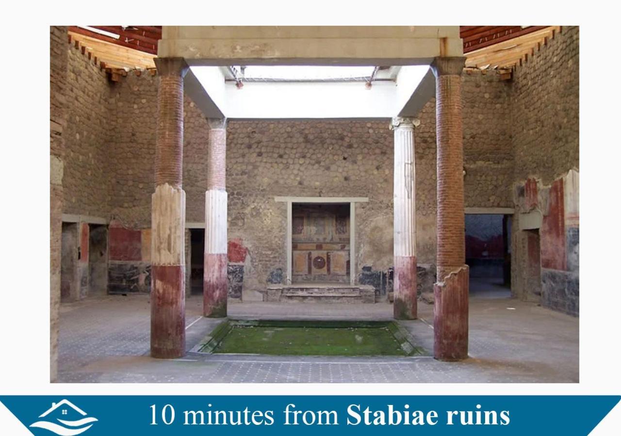 Stabia Holiday House Castellammare di Stabia Bagian luar foto
